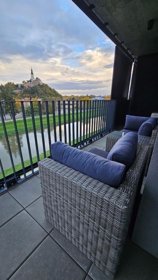 Apartman Promenada Litra Dış mekan fotoğraf