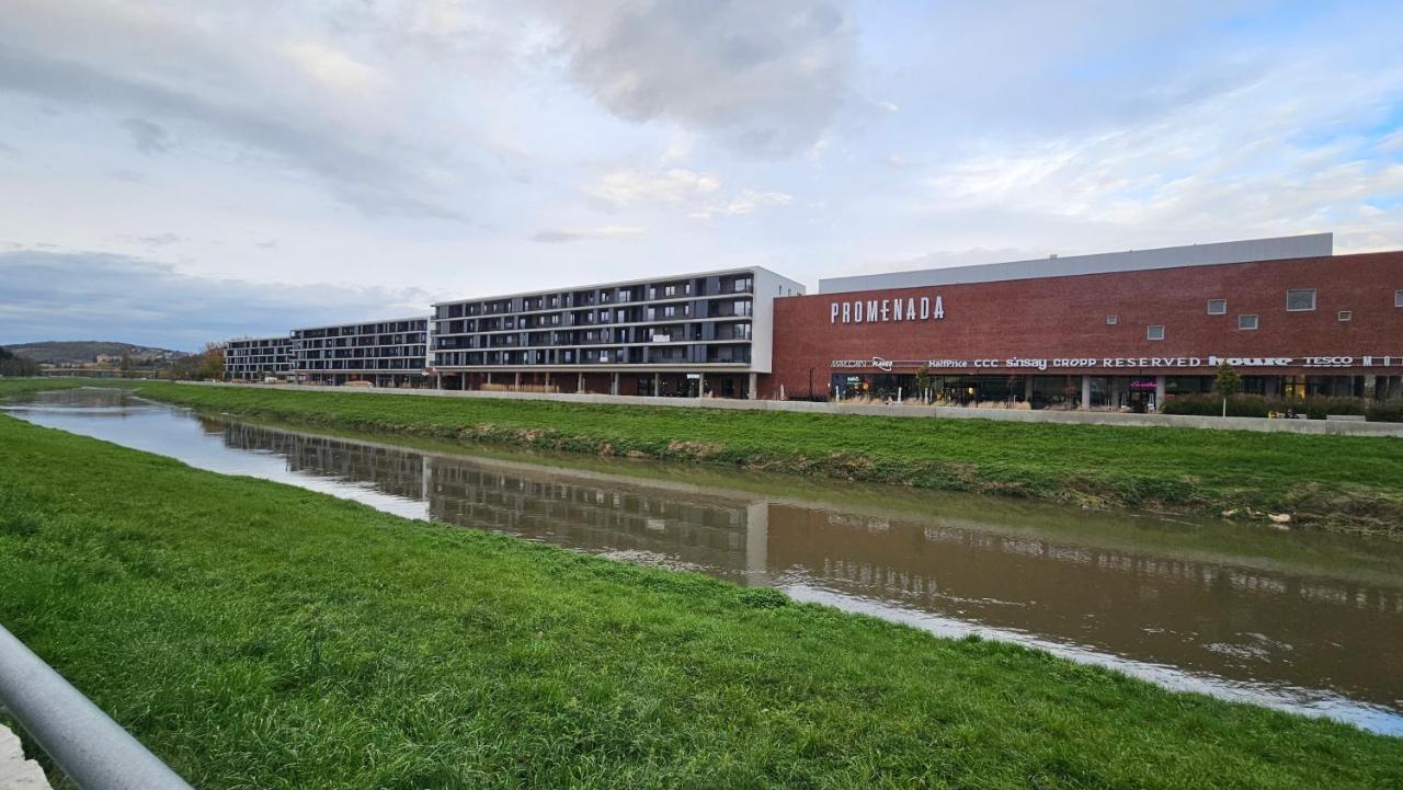 Apartman Promenada Litra Dış mekan fotoğraf